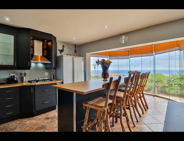 10 BEDROOM FREEHOLD FOR SALE IN DANA BAY